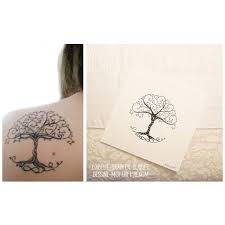 La plus célèbre design tattoo arbre est l'arbre de vie peut avoir une signification symbolique. 30 Idees De Tatouages Arbre De Vie Tatouage Arbre De Vie Arbre De Vie Tatouage