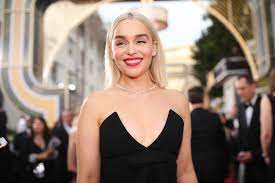 Emilia isobel euphemia rose clarke (born 23 october 1986) is a british actress. Emilia Clarke Debuted A Major New Haircut At The Oscars Emilia Clarke Brunette Bob