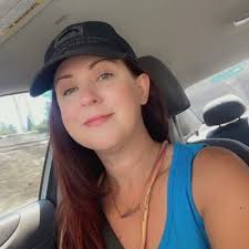 Misty Hawk (@mistyhawkfishes)