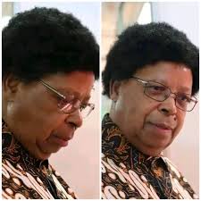 Words of wisdom from the richest man in Zimbabwe and king of selfies Dr  Phillip Chiyangwa.