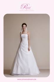We did not find results for: Brautkleid Raffung Organza Lilly Bei Princess Dreams Das Brautkleid Von Lilly Brautmode Ist Eine Klassische A Linie Brautmode Brautkleid Organza Sommerkleid