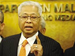 Kehilir kehulu memberitahu yang mendengar dianggap kelu dianggap dungu. Bn Tak Pernah Janji Bayar Royalti Minyak Kepada Kelantan