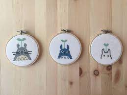 With over 200 designs, you'll find something here that is perfect for your next cross stitch project. Totoro Cross Stitch Set Of Three 4 Quot Hayao Miyazaki Point De Croix Mignon Point De Croix Mini Point De Croix