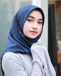 Gambar tersebut bisa anda download langsung, caranya silahk. Wanita Berhijab Save Tinggalkan Background Mentahan Facebook