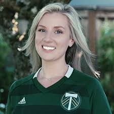 Amy Perrigo's Instagram, Twitter & Facebook