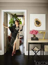 House Tour At Home With Marisa Tomei Celebrity Houses Manhattan Apartment House Tours