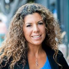 Molly Hall (@StaffingSAS_etc)