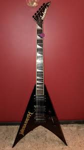 Some bass players just like to stand in the background and sit in the pocket. My 91 Jackson Dave Mustaine King V Jackson Guitars Guitar Design Easy Guitar