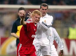 Former bayern munich captain stefan effenberg believes neymar's €222million switch to paris the bavarians were last crowned kings of europe in 2013 but effenberg says bayern will have to start. Stefan Effenberg Uber Den Kracher Gegen Real Madrid Und Dann Sind Die Bayern Da Fc Bayern