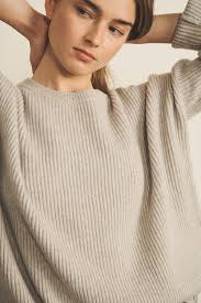 Oversized thick grey cashmere sweater