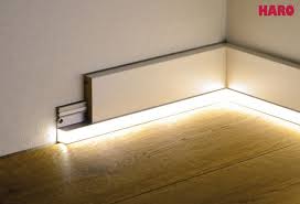 Mit Diesen Led Streifen Sorgen Sie Fur Ein Ganz B Diesen Ecke Ein Fur Ganz Ledstreifen Mit Sie Sorgen In 2020 Moderne Lampen Design Lampen Led Streifen