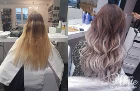 Ash White Blonde Hair With Darker Roots Balayage Ombre In Long Wavy Hair Blonde Ombre Balayage White Blonde Hair Blonde Balayage
