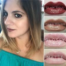 Can you achieve a matte look with moisturizing gloss?