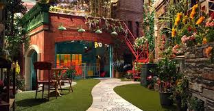 Annual Garden Design In 2020 Scenic Design Street Design Tv Set Design