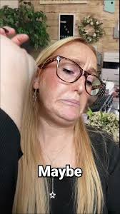 Its STINKING out my office 🤢