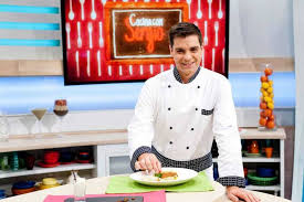 Queríamos estar presentes y ayudar a los que más lo necesitan, dijo sergio elía, dueño de la el jugador de bayern munich se impuso en la votación como mejor jugador y venció a lionel. Sergio Fernandez La Demanda De La Cocina De Los Recuerdos Crecera Noticias De Gastronomia En Diario De Navarra