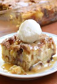 Caramel Apple Pie Bread Pudding Oh My You Combined Apple Pie And Bread Pudding I Must Try Th Apple Pie Bread Best Dessert Recipes Bread Pudding With Apples