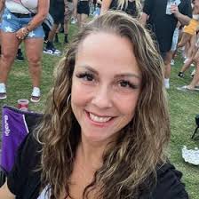 Tonya Bright Doebler (tztang)