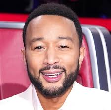 Kelly Clarkson Fans Want Answers Now After Seeing 'The Voice' Coach's New  Instagram Video