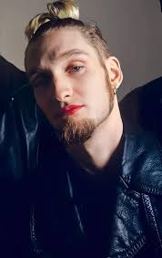 😢😢😢 If you have the luxury of thinking addicts are lowlife scum who  chose their addiction, remember to thank God that you have no idea what  life ravaged by addiction is like.