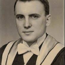 Hugh Barry's Instagram, Twitter & Facebook