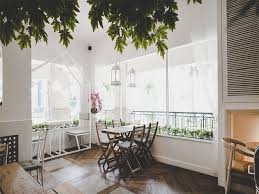 Gambar keren di dinding cafe gambar keren. Desain Cafe Klasik Penampilan Tempat Hangout Yang Nyaman Dan Berkelas Interiordesign Id