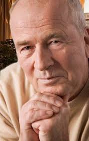 Morning everyone, A bit of an unusual request, but is there anyone of  German origin or fluent in German