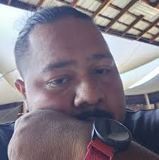 Off-grid solar power system for rv