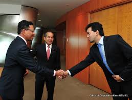 Tan sri sidek hassan pengerusi suruhanjaya integriti agensi penguatkuasaan (eaic) 18 april 2021, muka surat 14. Meeting With Ybhg Tan Sri Mohd Sidek Hassan Chairman Of The Board Of Petronas Dato Seri Ir Dr Zaini Bin Ujang