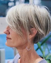 pin von erika klipa auf bob frisuren styling kurzes haar frisur dicke haare haar styling