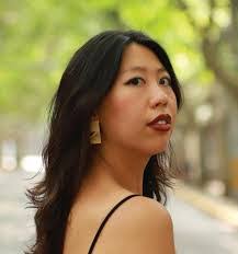 Lorraine Lum's Instagram, Twitter & Facebook