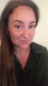 Elisa Bowman's Instagram, Twitter & Facebook