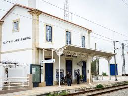 The fire started in the area of joão martins, in the parish of saboia, and has two active fronts, with the firefighters fighting the flames and also protecting scattered houses. Santa Clara Saboia Station Odemira Beja Cycling Tips Photos Komoot