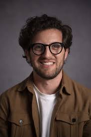 Drew Behrens's Instagram, Twitter & Facebook