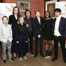 The recipient of numerous accolades. How Many Kids Do Angelina Jolie And Brad Pitt Have Popsugar Family