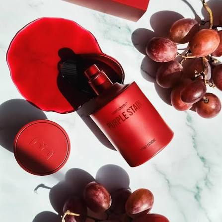 Purple Stain @borntostandout.official | PR I adore wine notes in scent.🍷  Always have, always will. So I was super excited to try a fragrance  inspired by red wine as it spills over