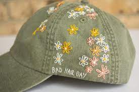 Rainbow Daisy Embroidered Baseball Cap Etsy Hat Embroidery Embroidery Patterns Vintage Embroidered Hats