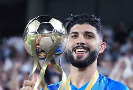 السيناريو الأول سيكون توقيع فرجاني ساسي على عقود التجديد للزمالك وغلق هذا الملف نهائيا، ليتأكد السيناريو الثاني سيكون برضوخ فرجاني ساسي لقرار الفيفا واستمراره مع الزمالك لنهاية الموسم الحالي ثم رحيله، ولكن في هذه. ÙÙŠ Ø¹ÙŠØ¯ Ù…ÙŠÙ„Ø§Ø¯Ù‡ 5 Ø¨Ø·ÙˆÙ„Ø§Øª ØªØ²ÙŠÙ† Ù…Ø³ÙŠØ±Ù‡ ÙØ§Ø±Ø³ Ù…ÙŠØª Ø¹Ù‚Ø¨Ø© ÙØ±Ø¬Ø§Ù†ÙŠ Ø³Ø§Ø³ÙŠ Ø¨Ù‚Ù…ÙŠØµ Ø§Ù„Ø²Ù…Ø§Ù„Ùƒ ÙƒÙˆØ±Ø© ÙˆÙ…Ù„Ø§Ø¹Ø¨ Ø§Ù„Ù…ÙˆØ¬Ø²