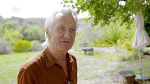 Ver las letras de jeroen van merwijk y escuchar ik weet genoeg, 't leven is kut, aalscholverlied, alle mannen moeten dood y más canciones! Bij Jeroen Van Merwijk Gaat De Miskenning Elegant Gekleed Nrc