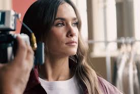 María Pombo llega a Chile para colaborar con Tiendas Paris y Alaniz