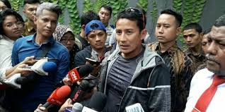 Situs mudah dibaca, cepat dibuka & hemat kuota. Sandiaga Ngaku Dipesan Ulama Buat Baca Surat Al Fath Ayat 29 Soal Kekuasaan Allah Merdeka Com