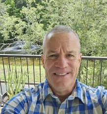 Very experienced home remodeling and handyman services. Paul Mowatt I still  have my New Hampshire phone number 603 316 0625. "If I can't build it or  fix it, you don't need it"