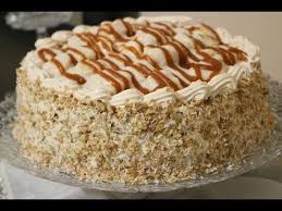 طريقة تزيين تورتة عيد ميلاد بحرفية وبكل سهولة بالكراميل والشوكولاتة البيضاء Cake Decoration Youtube Cake Desserts Vanilla Cake
