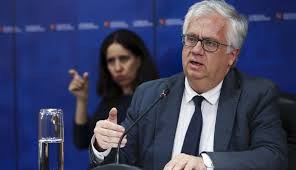 He is married to ana paula vitorino. Advogados Repudiam Declaracoes De Cabrita Sobre Agendamentos Do Sef Zap
