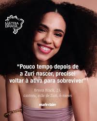 Em vídeos do seu Instagram, a cantora Bruna Black, 23, aparece nos palcos,  trabalhando com a filha Zuri, de 6 meses, no colo, presa a seu corpo por  meio de um canguru.