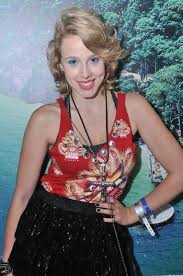 Marcella rica (rio de janeiro, october 16, 1991) is a brazilian television, film and theatre actress. Marcella Rica Marcella Rica Picture 53779073 382 X 576 Fanpix Net