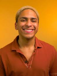 Gen Zer Laid Off From Foxtrot Describes a Chaotic Last Shift