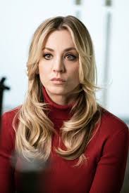 Afraid to call the police, she continues her morning as if nothing. This First Look At Kaley Cuoco In The Flight Attendant Will Have You Hooked Flight Attendant Hair Kaley Cuoco Hair Long Hair Styles