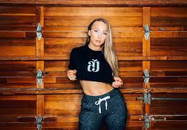 Subscribe to aj applegate's feed and add her as a friend. Instagram Star Aj Applegate Launches Her Clothing Line Aj S Merch Time Bulletin