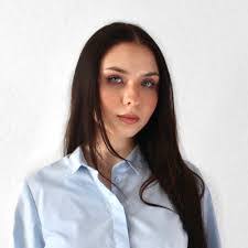 Olivia Kalinowski's Instagram, Twitter & Facebook